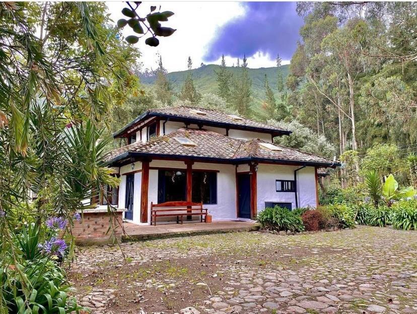 Hacienda San Juan De La Vega Bed & Breakfast Otavalo Ngoại thất bức ảnh