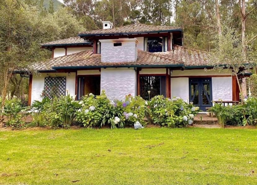 Hacienda San Juan De La Vega Bed & Breakfast Otavalo Ngoại thất bức ảnh